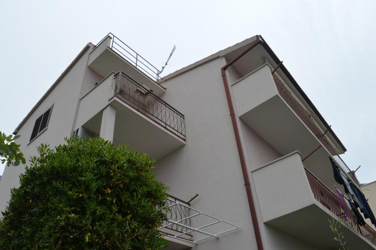 Apartman Dane Макарска Экстерьер фото