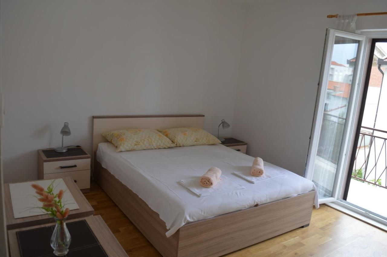 Apartman Dane Макарска Экстерьер фото