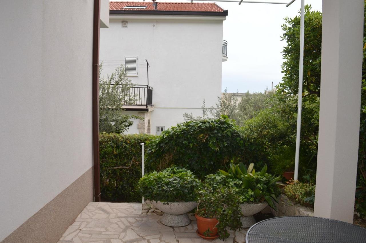Apartman Dane Макарска Экстерьер фото